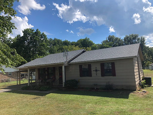 Roofing Contractor «USA Roofing & Renovations LLC», reviews and photos, 7127 Gadsden Hwy # 201, Trussville, AL 35173, USA