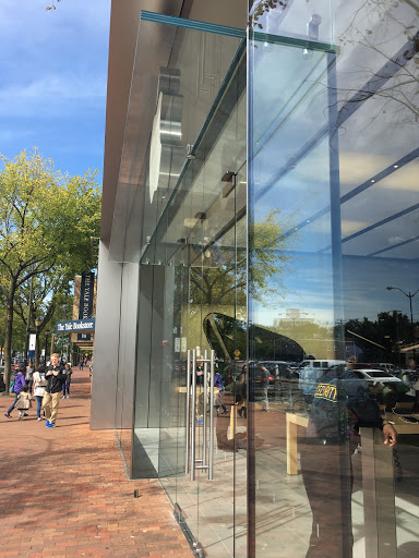 Computer Store «Apple New Haven», reviews and photos, 65 Broadway, New Haven, CT 06511, USA