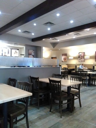 Sporting Goods Store «SCHEELS», reviews and photos, 6503 W 135th St, Overland Park, KS 66223, USA