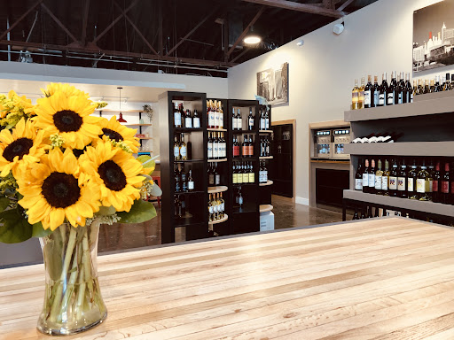 Wine Store «The Raleigh Wine Shop», reviews and photos, 126 Glenwood Ave, Raleigh, NC 27603, USA
