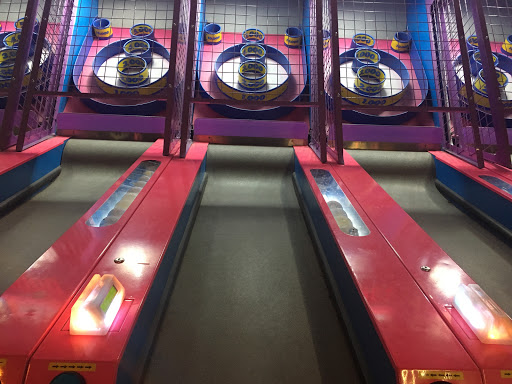 Restaurant «Lanes Trains And Automobiles», reviews and photos, 450 Butler Dr, Murfreesboro, TN 37127, USA