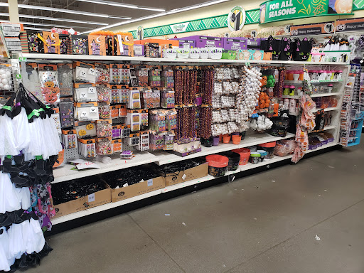 Dollar Store «Dollar Tree», reviews and photos, 25000 Blue Ravine Rd, Folsom, CA 95630, USA