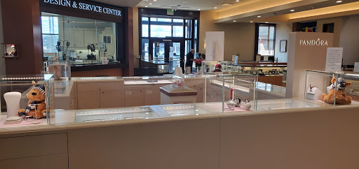 Jewelry Store «Jared The Galleria of Jewelry», reviews and photos, 195 Old Country Rd, Carle Place, NY 11514, USA