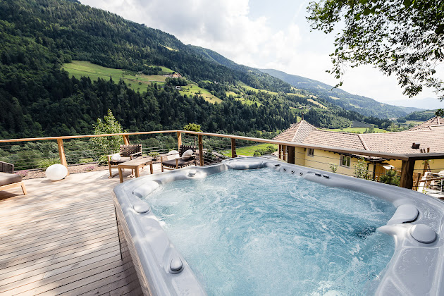 Photos du propriétaire hôtels Hotel Chalet Das Alpenschlössel 39010 San Martino In Val Passiria