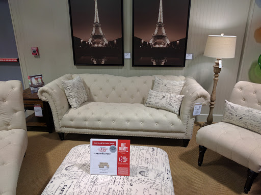 Furniture Store «Value City Furniture», reviews and photos, 2070 Miamisburg Centerville Rd, Centerville, OH 45459, USA