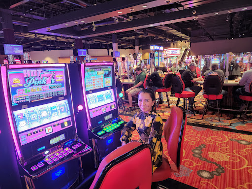 Resort «Mardi Gras Casino & Resort», reviews and photos, Greyhound Dr, Cross Lanes, WV 25313, USA