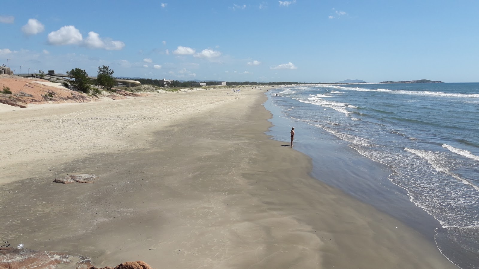 Fotografija Praia do Iro z svetel pesek površino