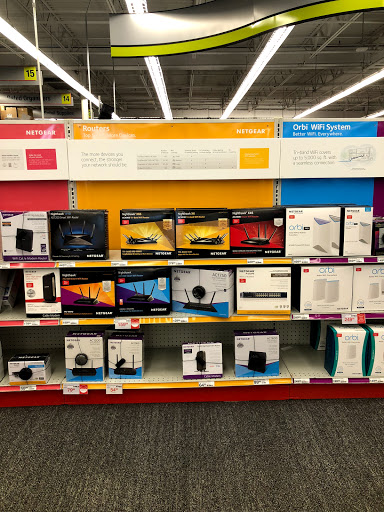 Office Supply Store «Staples», reviews and photos, 1410 Northern Blvd, Manhasset, NY 11030, USA