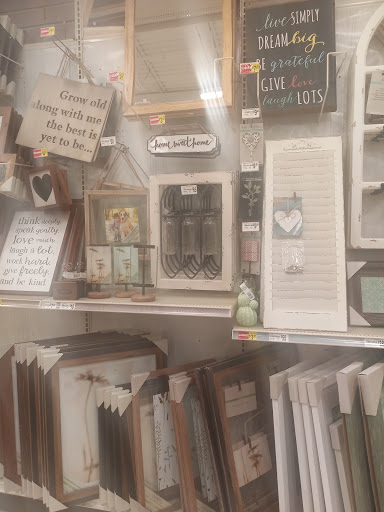 Craft Store «Michaels», reviews and photos, 180 S Mannheim Rd, Hillside, IL 60162, USA