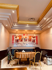 Atmosphère du Restaurant chinois Pavillon Poissons Vivants à Paris - n°8