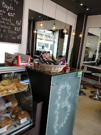 Atmosphère du Restauration rapide Bagel et Coffee à Neuilly-sur-Seine - n°3