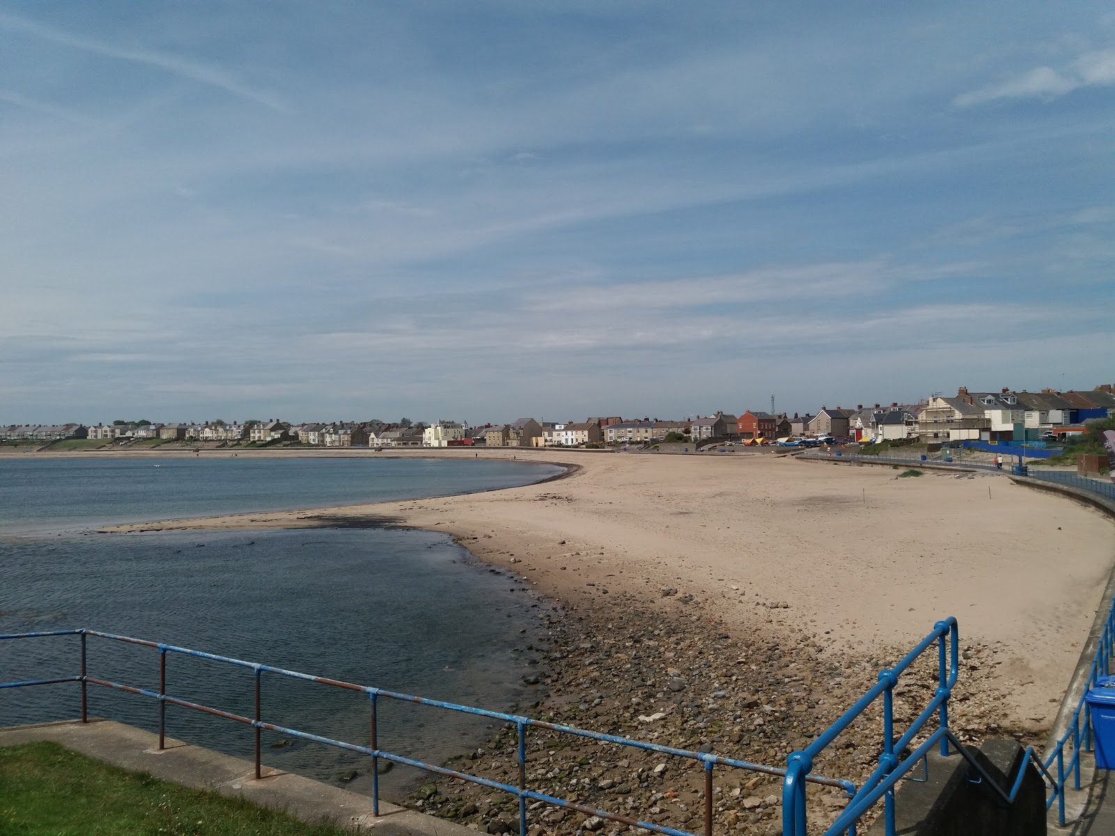 Newbiggin beach的照片 带有宽敞的海岸