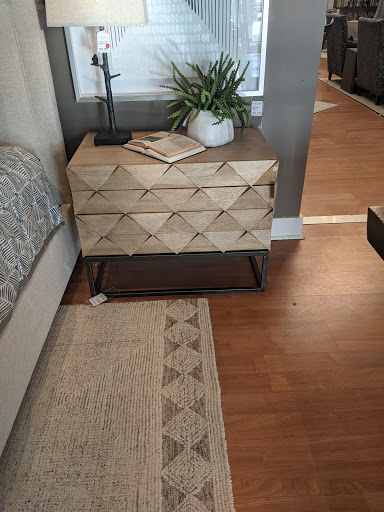 Furniture Store «Walter E. Smithe Furniture + Design», reviews and photos, 1775 W Rand Rd, Arlington Heights, IL 60004, USA