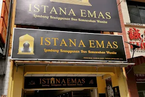 Istana Emas image