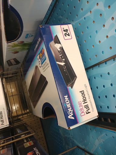 Pet Supply Store «Petco Animal Supplies», reviews and photos, 4665 Garth Rd #400, Baytown, TX 77521, USA