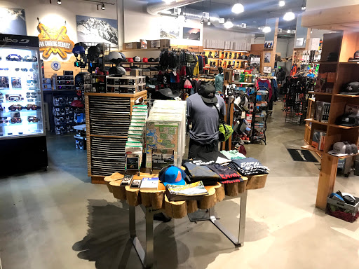 Outdoor Sports Store «Pro Ski and Mountain Service», reviews and photos, 108 W North Bend Way, North Bend, WA 98045, USA