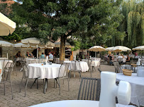 Atmosphère du Restaurant Auberge La Beursaudière à Nitry - n°19