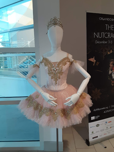 Community Center «Loch Haven Park Neighborhood Center», reviews and photos, 610 N Lake Formosa Dr, Orlando, FL 32803, USA