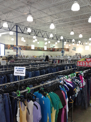 Thrift Store «Goodwill Ocala Superstore Adjacent to Paddock Mall», reviews and photos, 2830 SW 27th Ave, Ocala, FL 34471, USA