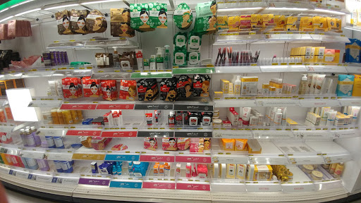 Department Store «Target», reviews and photos, 45130 Columbia Pl, Sterling, VA 20166, USA