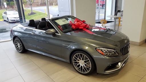 Mercedes Benz Dealer «Mercedes-Benz of Alexandria», reviews and photos, 200 S Pickett St, Alexandria, VA 22304, USA