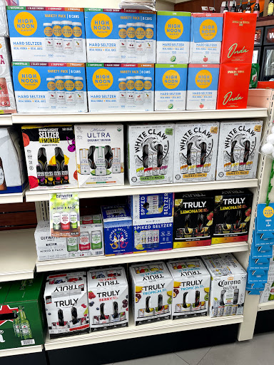 Beer Store «Downstairs Market», reviews and photos, 5885 Ponce De Leon Blvd, Coral Gables, FL 33146, USA