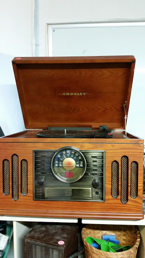 Thrift Store «Exeter Community Thrift Shop», reviews and photos, 96 Epping Rd, Exeter, NH 03833, USA