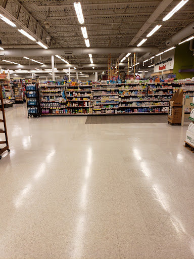 Grocery Store «Hannaford Supermarket», reviews and photos, 1122 Mohawk St, Utica, NY 13501, USA