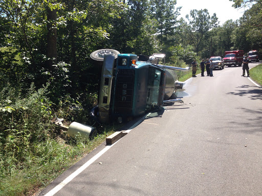 Towing Service «RBI Truck & Trailer Repair», reviews and photos, 15487 Lebanon-Crittenden Rd, Verona, KY 41092, USA