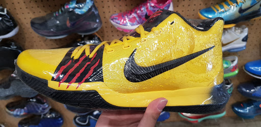 Shoe Store «Flight Club Los Angeles», reviews and photos, 535 N Fairfax Ave, Los Angeles, CA 90036, USA