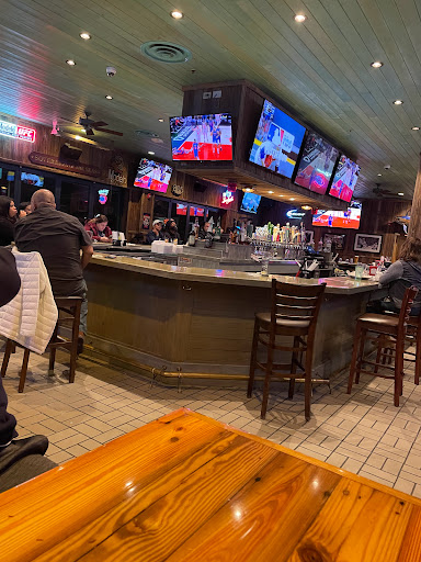 Shopping Mall «North Riverside Park Mall», reviews and photos, 7501 W Cermak Rd, N Riverside, IL 60546, USA