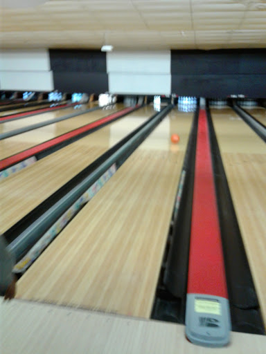 Bowling Alley «AMF Margate Lanes», reviews and photos, 2020 N State Rd 7, Margate, FL 33063, USA