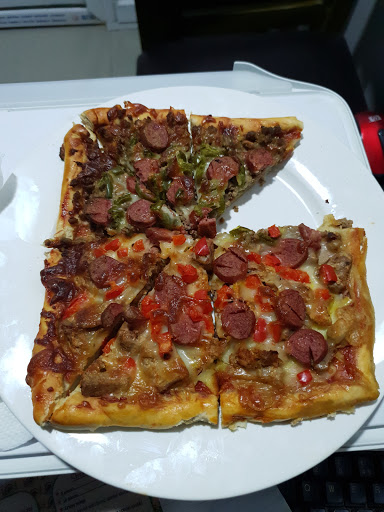 Bronz Cafe, Big Idea Plaza, 69 Rd, Gwarinpa Estate, Abuja, Nigeria, Pizza Restaurant, state Nasarawa