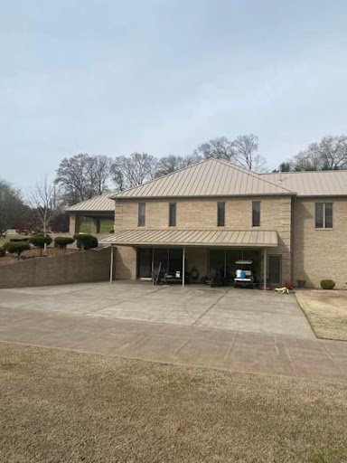 Roofing Contractor «Davis Brothers Roofing and Sheet Metal Fabricators, Inc.», reviews and photos, 305 Messick Ave, Church Hill, TN 37642, USA