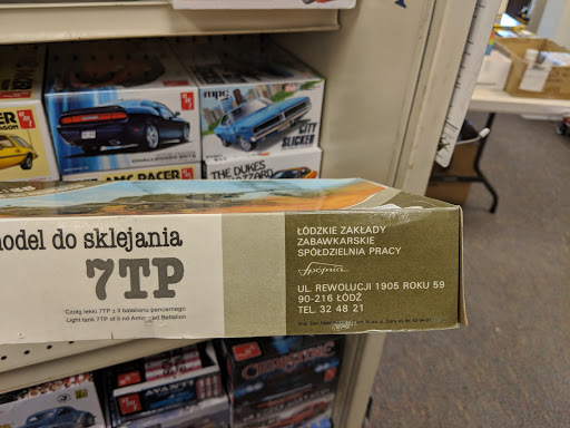 Hobby Store «Chicagoland Toys and Hobbies», reviews and photos, 6017 N Northwest Hwy, Chicago, IL 60631, USA