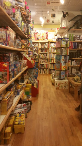 Toy Store «Crackerjacks Toys and Childrens Books», reviews and photos, 7 S Washington St, Easton, MD 21601, USA