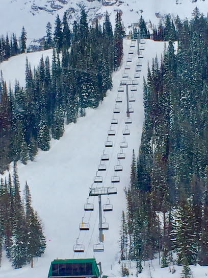 Banff Ski Lounge photo