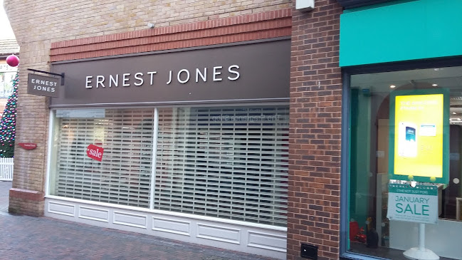 Reviews of Ernest Jones in Hereford - Jewelry