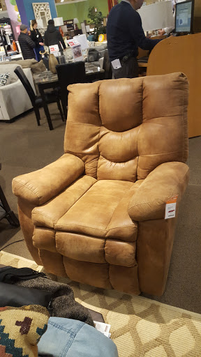Furniture Store «Ashley HomeStore», reviews and photos, 925 Paterson Plank Rd, Secaucus, NJ 07094, USA