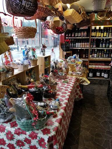 Liquor Store «Hancock Liquor Store Inc», reviews and photos, 27 W Main St, Hancock, NY 13783, USA