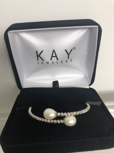 Jewelry Store «Kay Jewelers», reviews and photos, 7021 S Memorial Dr #121B, Tulsa, OK 74133, USA