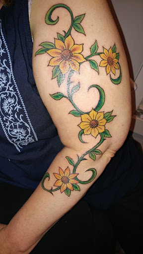 Tattoo Shop «Gulf Coast Professional Tattoo», reviews and photos, 10442 Front Beach Rd, Panama City Beach, FL 32407, USA