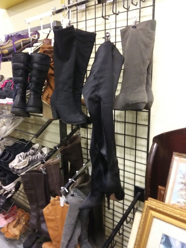 Thrift Store «Second Image Thrift Store», reviews and photos, 9103 US-19, Pinellas Park, FL 33782, USA