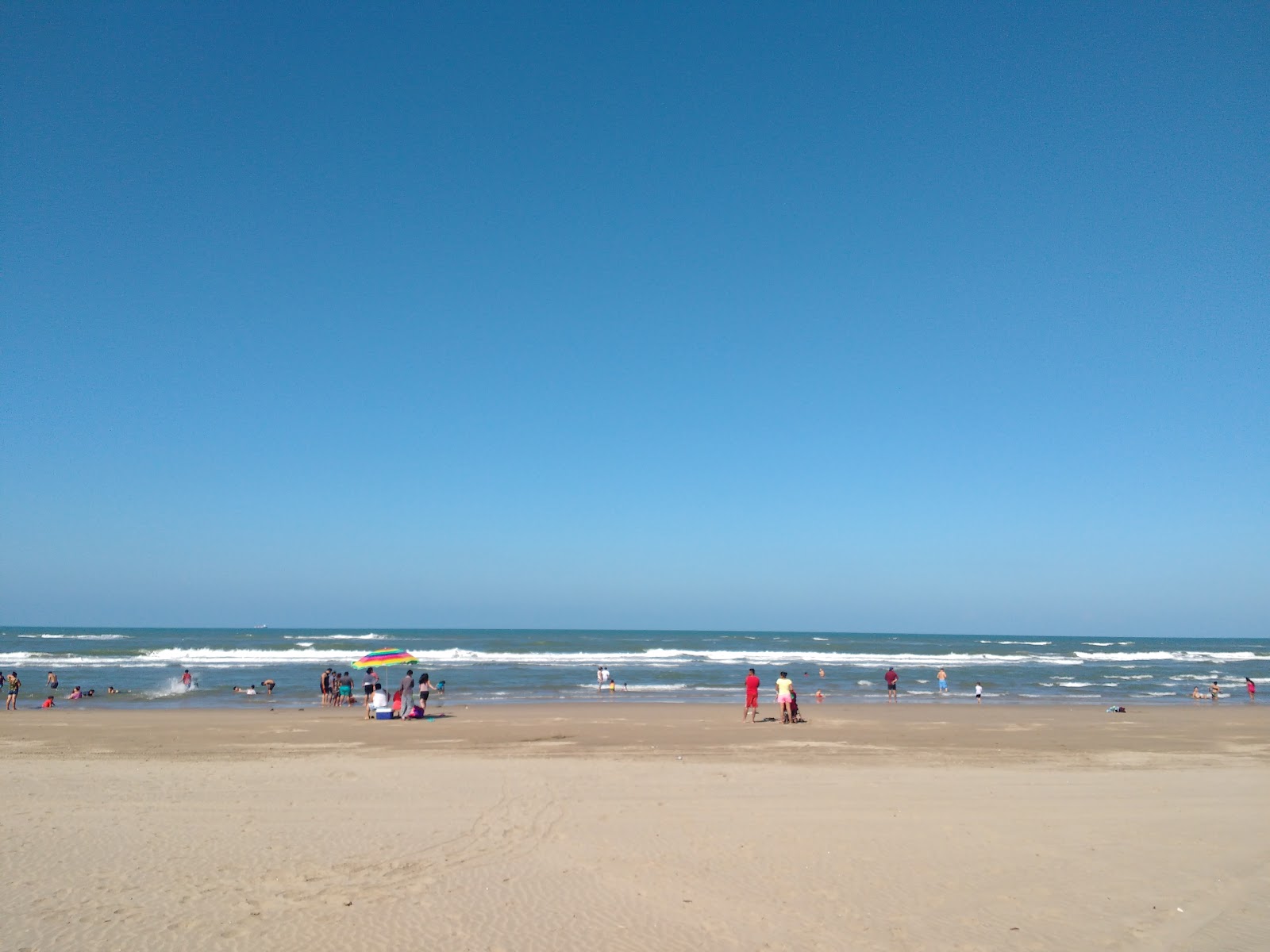 Photo de Playa el Caracol avec un niveau de propreté de assez propre