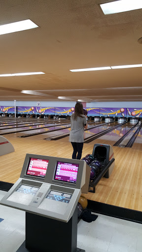 Bowling Alley «Beverly Lanes», reviews and photos, 8 Beverly Ln, Arlington Heights, IL 60004, USA