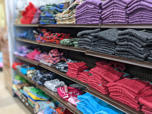 Pet Supply Store «Premier Pet Supply», reviews and photos, 15399 Merriman Rd, Livonia, MI 48154, USA