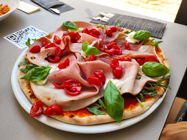 Értékelések erről a helyről: Mi & Ti pizzéria, Szarvas - Pizza