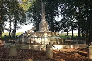 Monument de la Croix-Brisée image