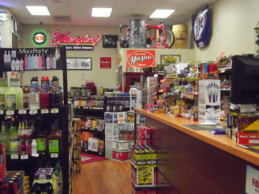 Liquor Store «Old Fort Liquor & Wine», reviews and photos, 144 Cason Ln, Murfreesboro, TN 37128, USA