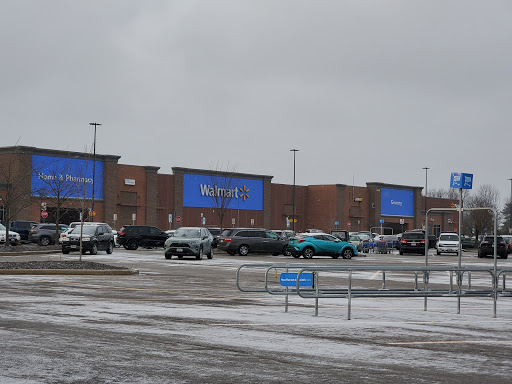 Department Store «Walmart Supercenter», reviews and photos, 2897 Veterans Memorial Pkwy, St Charles, MO 63303, USA